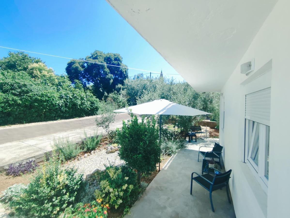 Apartament Garden Sutomiscica Zewnętrze zdjęcie