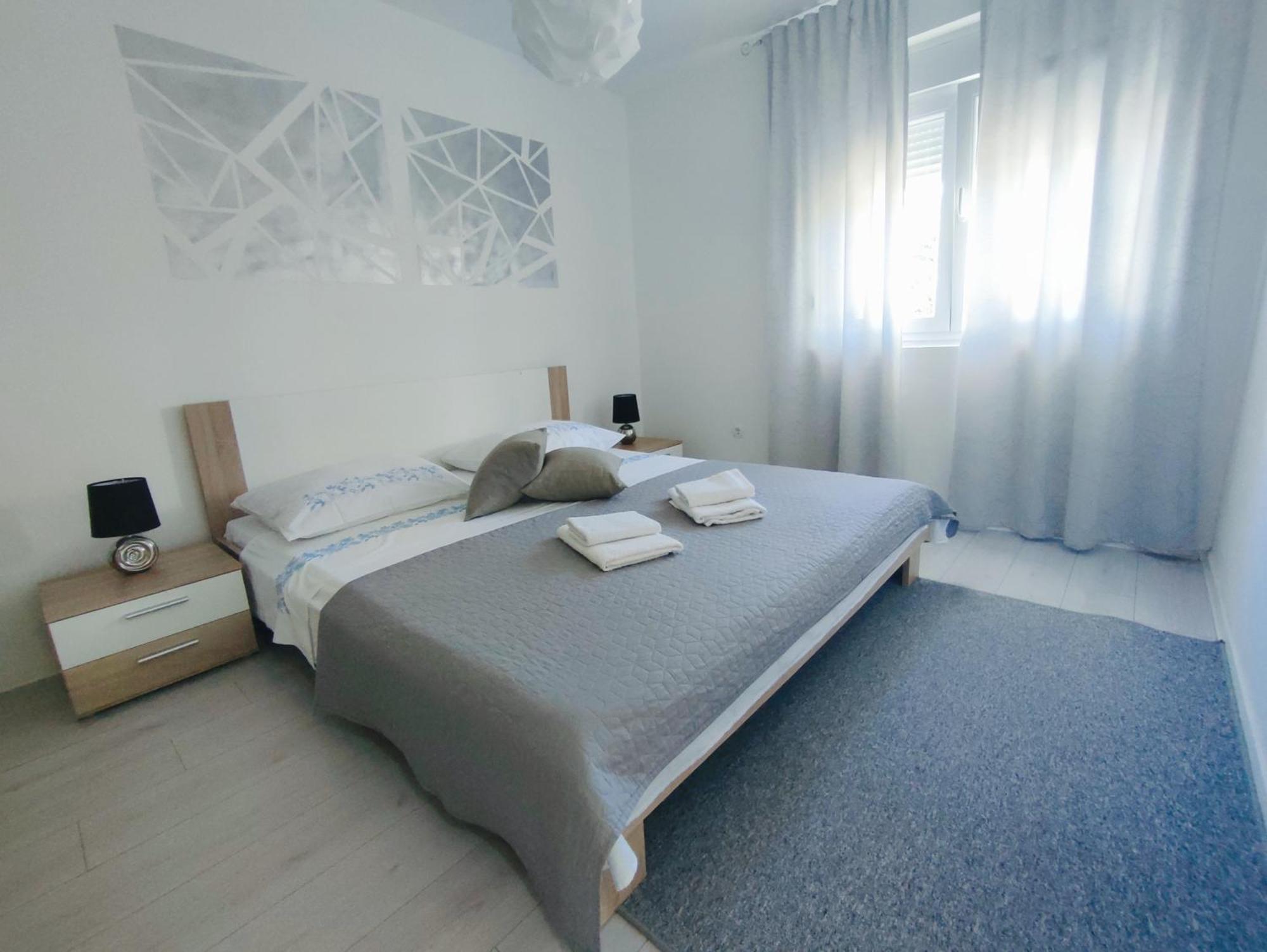 Apartament Garden Sutomiscica Zewnętrze zdjęcie