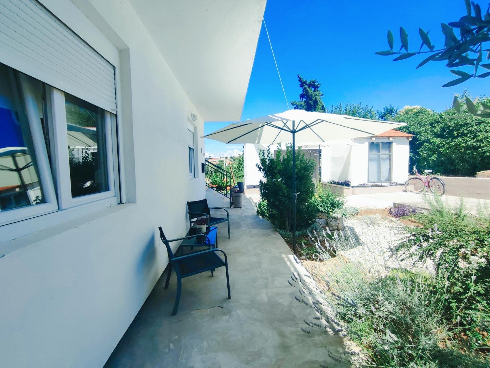 Apartament Garden Sutomiscica Zewnętrze zdjęcie